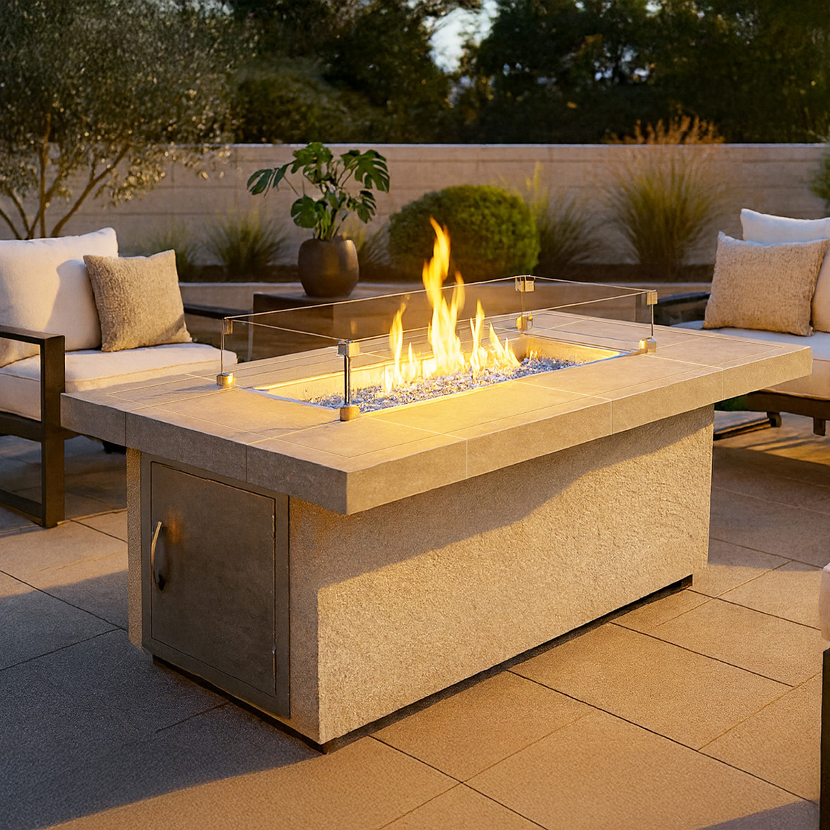 Phoenix – Modern Outdoor Gas Fire Pit